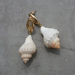 Amber Sceats seashell 24KT gold plated earrings